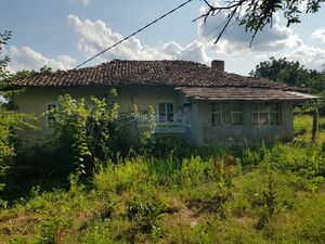 Cheap Bulgarian house 5km from a lake Yastrebino Targovishte