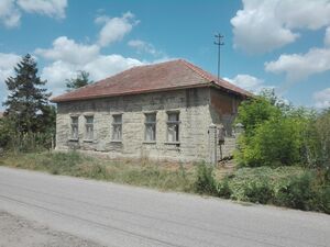 110 sqm house on 900 sqm plot near Cegled and Szolnok