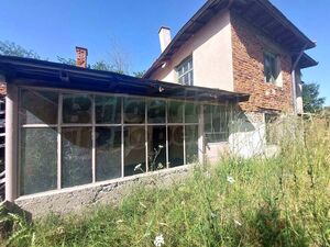 Two-storey house with garden in General Toshevo