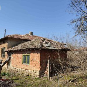 Property for Renovation in Dobrich region, Izvorovo village
