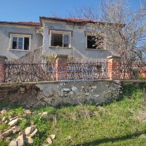 Cheap property for renovation in Svetlina, Haskovo region